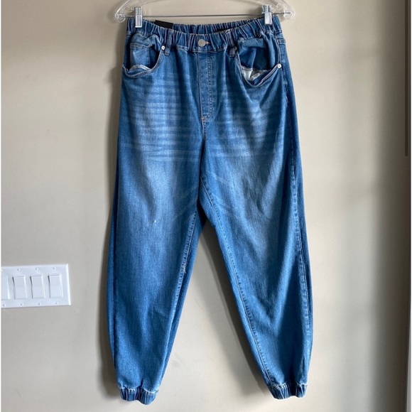 BLANK NYC High Waisted Denim Joggers - Picture 2 of 9